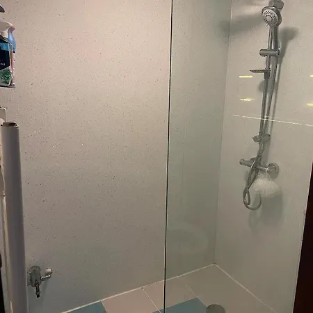 Single Room Near Heathrow Windsor Legoland & Free Parking Onsite Burnham  Esterno foto