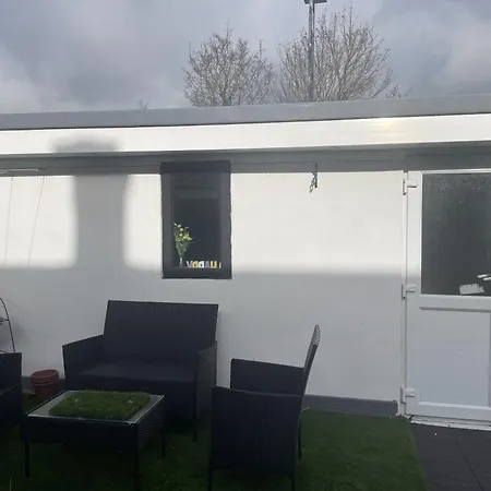 Single Room Near Heathrow Windsor Legoland & Free Parking Onsite Burnham  Esterno foto